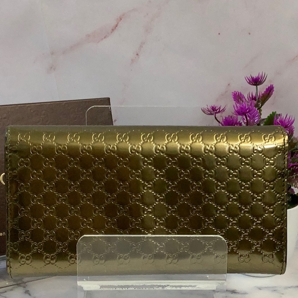 GUC Gucci Micro Guccishima Gold Heart Logo  Metallic Gold Green Women's Wallet - Picture 2 of 6